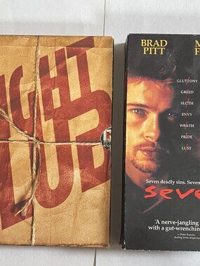 David Fincher Movie Lot Fight Club DVD 2-Disc Set & Seven 7 VHS Brad Pitt Movie